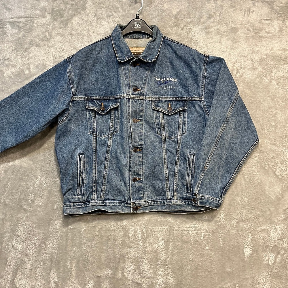 International Denim Jacket Mens L Blue Wyland Studios Whale Tail Embroidered